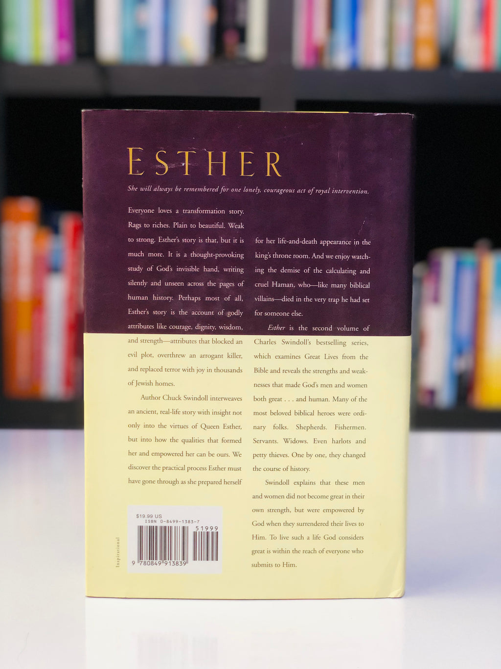 Esther: A Woman of Strength & Dignity (Great Lives from God's Word, Vol. 2)